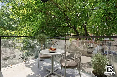 461 Lexington Avenue, #2A