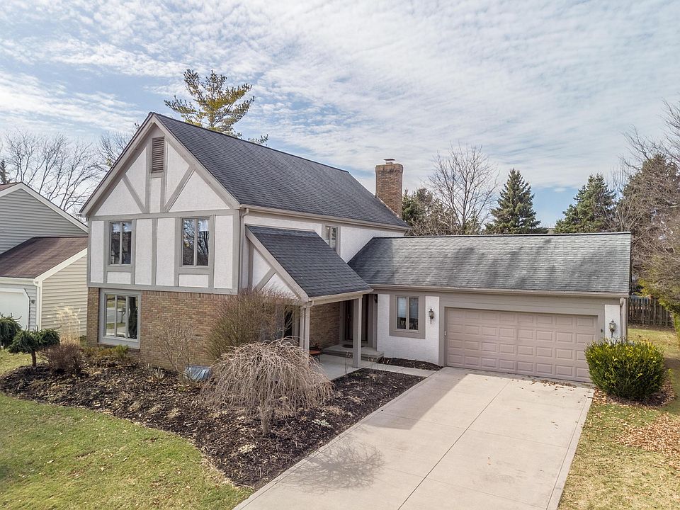 1st image of 323 Pebble Creek Dr