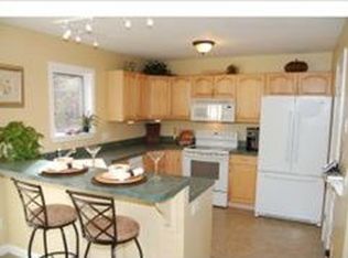 35 Boyd Rd, Londonderry, NH 03053