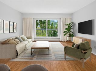 Evergreen Hill, Victoria, BC V8V 3M8