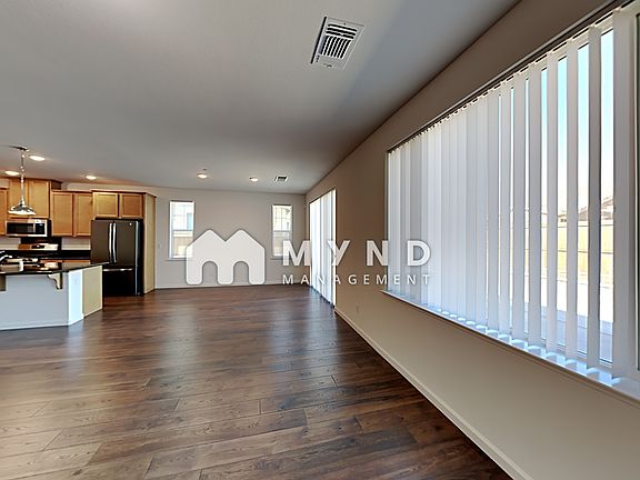 5th image of 8661 Ventasso Way