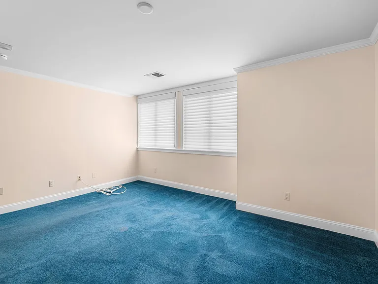 241-287 Perkins St #B502 — Photo 18