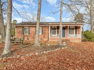5204 Woodlane Dr, Julian, NC 27283
