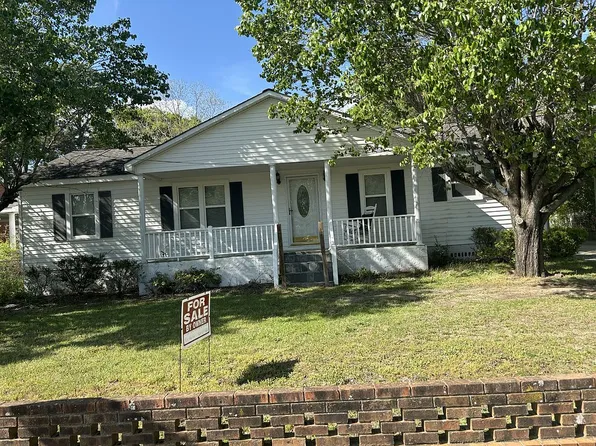 917 McRae Rd, Camden, SC 29020