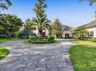9010 NW 70th Ct, Pompano Beach, FL 33067