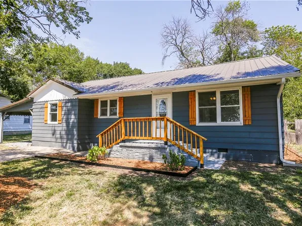 802 W Dakota St, Butler, MO 64730