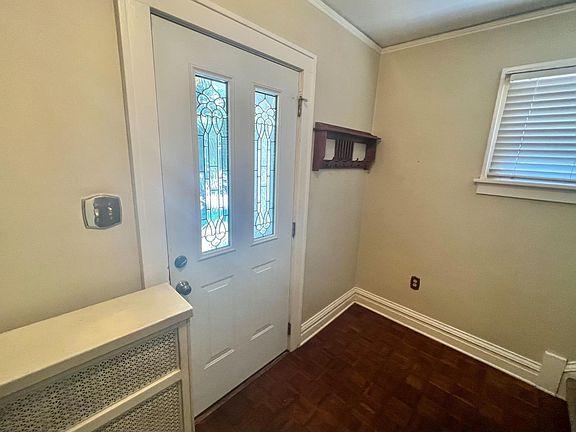 3rd image of 3416 Lumardo Ave