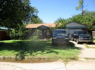 1025 Coe St, Altus, OK 73521