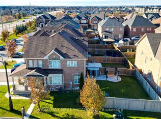 39 Divinity Cir, Brampton, ON L7A3Y3