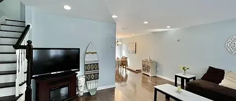 99 McCabe Ave #4 — Photo 22