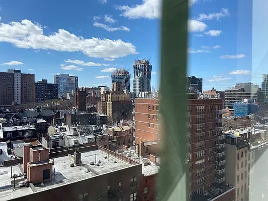 4th image of 405 W 23rd St APT 12G