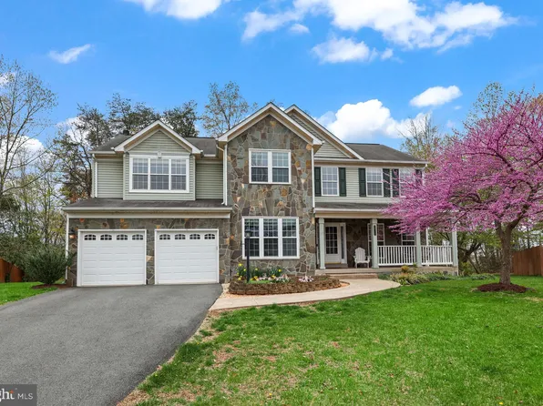 10117 Chokecherry Ct, Manassas, VA 20110