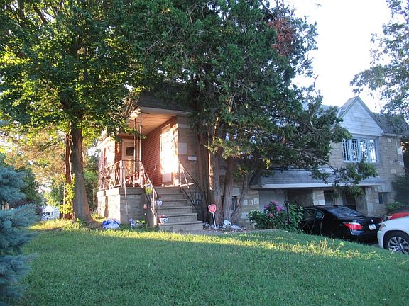 3rd image of 7855 Lorna Dr