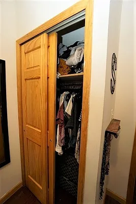 Rented by Universal Realty Group | media 7