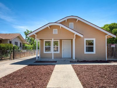 4614 E Illinois Ave, Fresno, CA, 93702