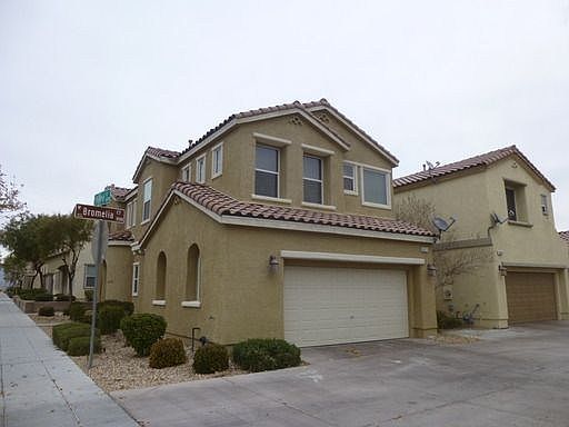 2nd image of 8572 Bromelia Ct