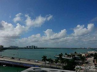 2016 Bay Dr APT 908, Miami Beach, FL 33141