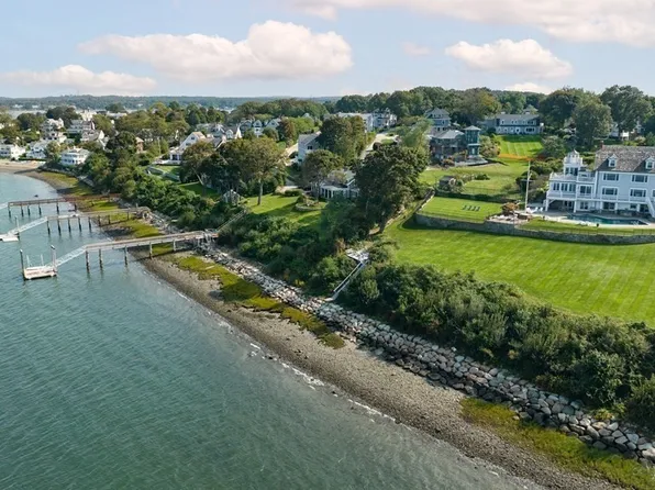 21 Bel Air Rd, Hingham, MA 02043