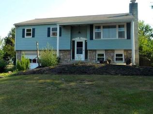 763 Oakdale Dr, Pottstown, PA 19464