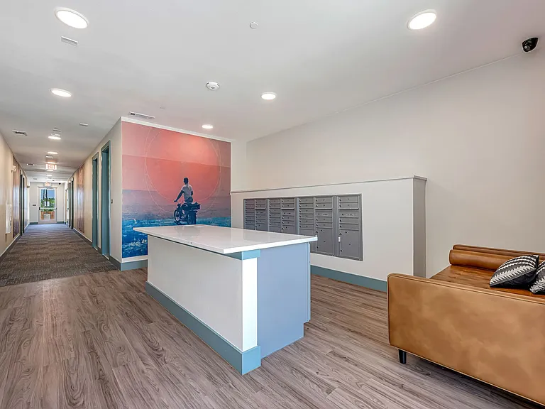 East 9th Apartments — Photo 18