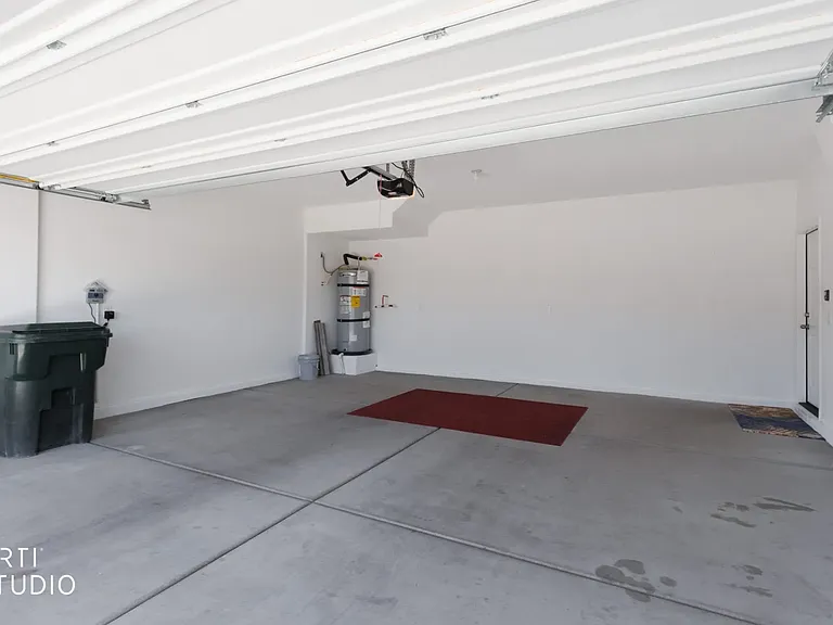 679 Corona Way — Photo 23