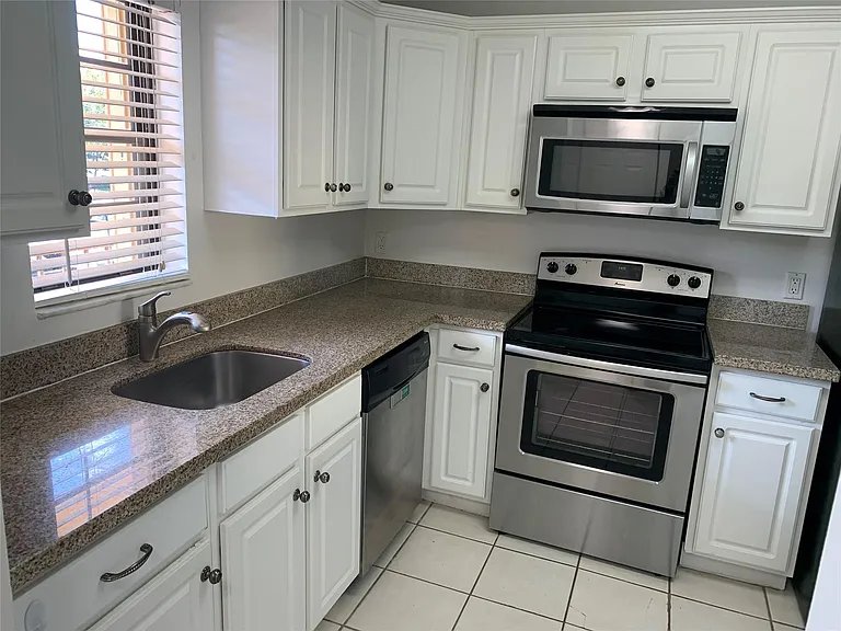 9273 SW 8th St #206 — Photo 18