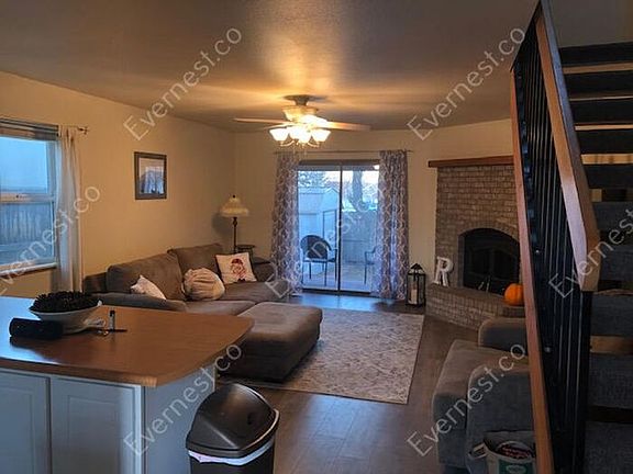 4th image of 1924 Ross Ct APT A