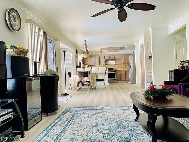 6576 Moonshadow Cir — Photo 3