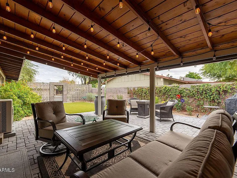 407 E Aepli Dr — Photo 19