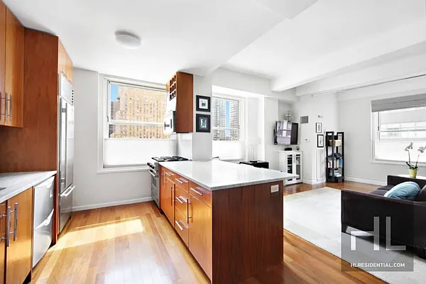 Rented by Highline Residential | media 19