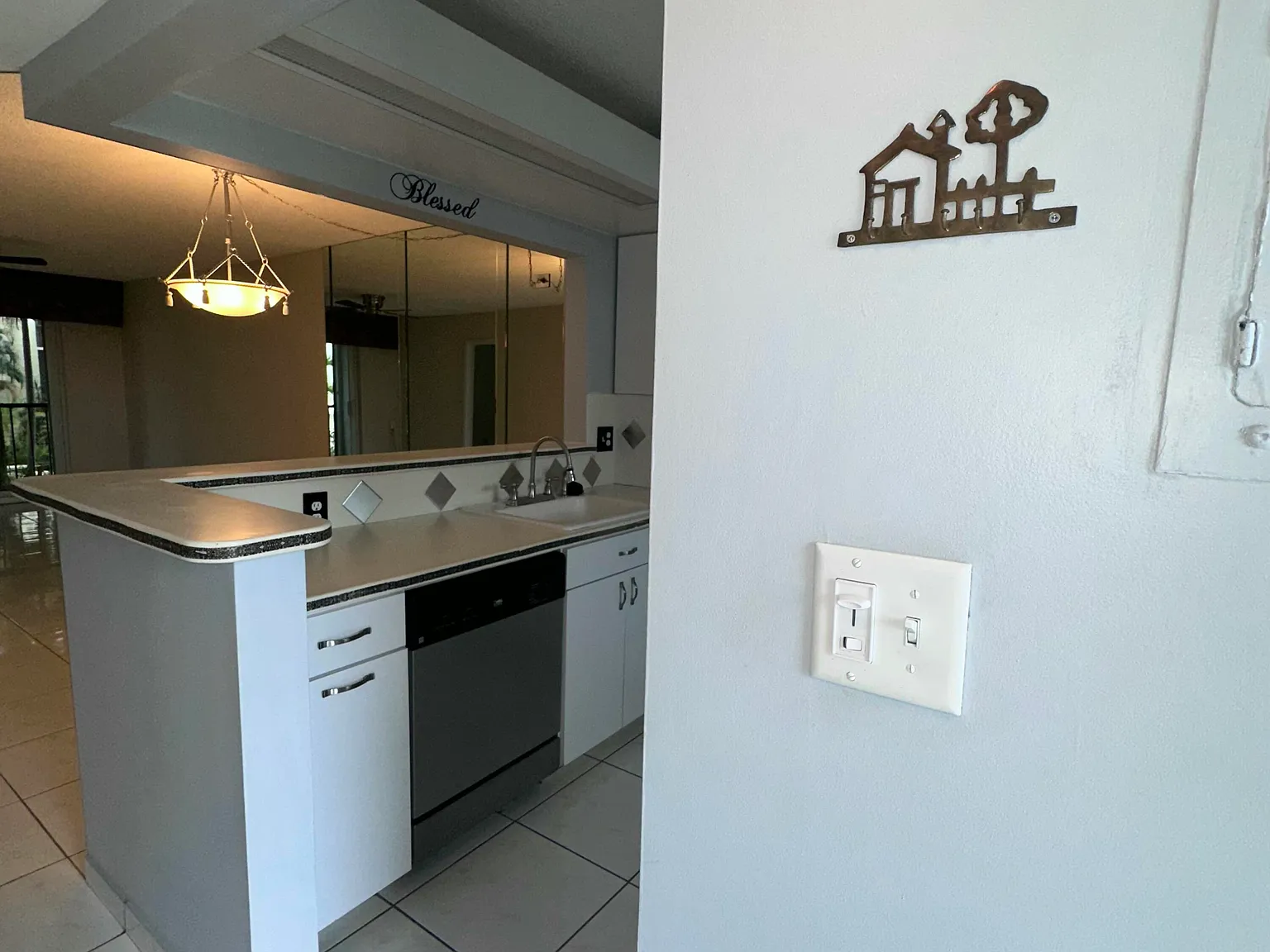 2 bed, 2.0 bath, 928 sqft, $1,950 — Photo 4