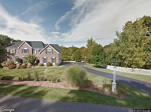 2nd image of 51 Greenwood Rd