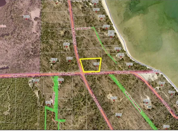 3348 Clark Lake Ct, Sturgeon Bay, WI 54235