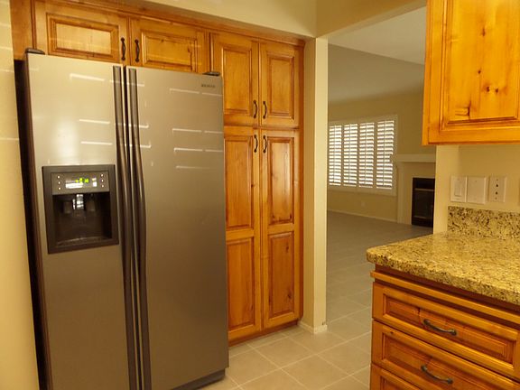 2nd image of 4130 Porte De Palmas Unit 6