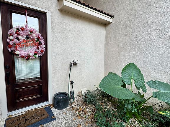 4th image of 15727 Tanya Cir