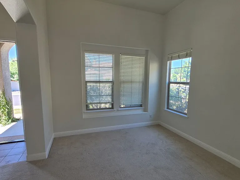 9835 Peters Ranch Way — Photo 17