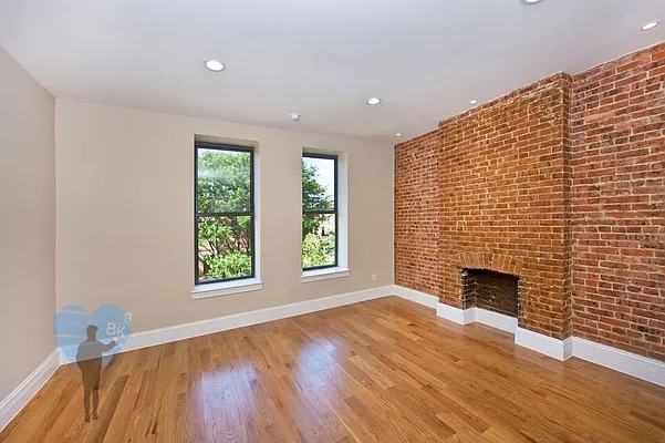 Rented by Next Door Realty NYC | media 1
