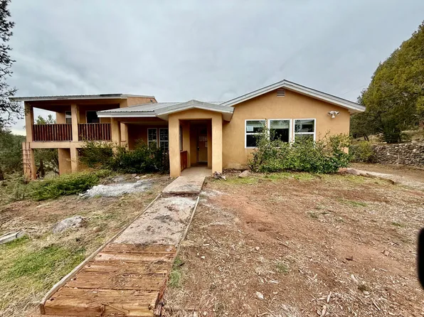 14 Pinon Ave, Cedar Crest, NM 87008