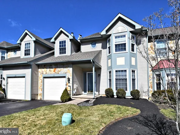 113 Sequoia Dr, Newtown, PA 18940