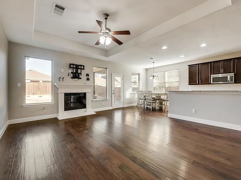 1825 Ridge Creek Ln — Photo 6