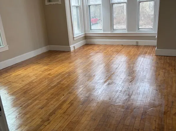 166 Grafton St APT 2, Brockton, MA 02301