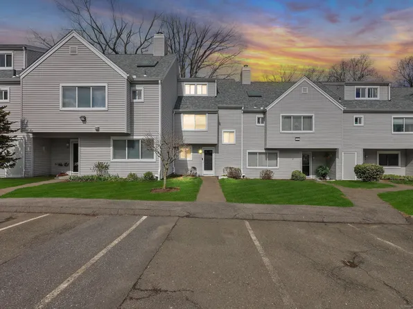 64 Country Place #64, Shelton, CT 06484