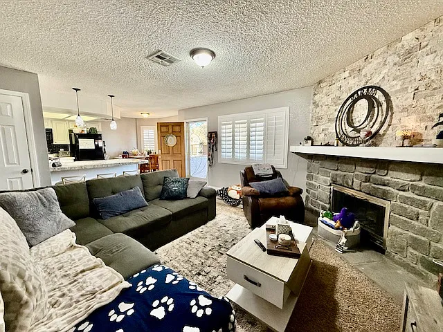 1105 Sulphur Springs Ln #202 — Photo 3
