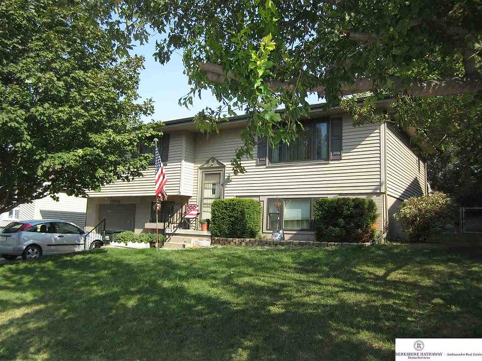 1st image of 13536 Redwood St