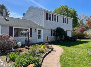 13 Rickey Dr, Maynard, MA 01754