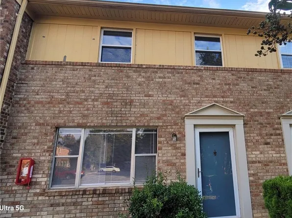 1925 Vantage Point Pl APT F, Greensboro, NC 27407