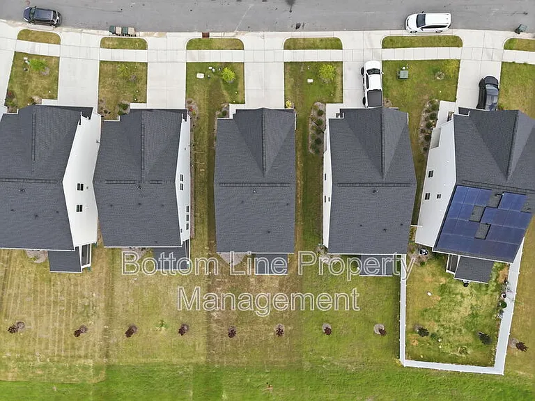 2029 Titanium Rock Rd — Photo 17