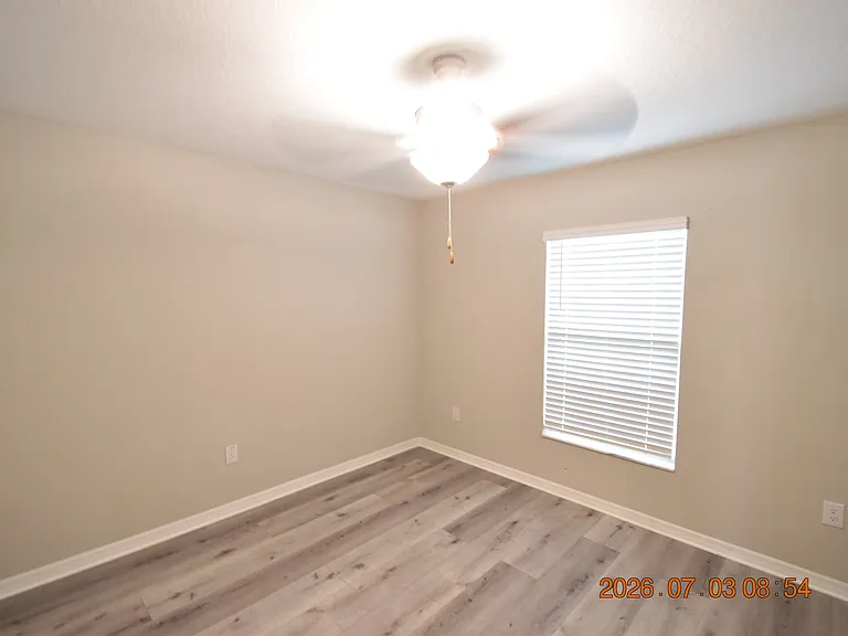 3507 N Maryland Ave — Photo 44