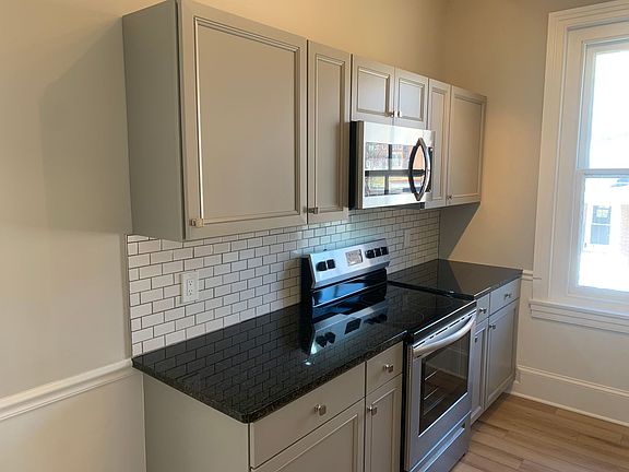 3rd image of 718 Cattell St APT 2