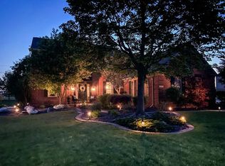 1832 Liberty St N, Canton, MI 48188